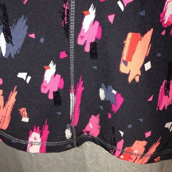 Infinity S Charcoal Gray Neon Pastel Paintbrush Strokes Stretch Scrub Top - Picture 10 of 15